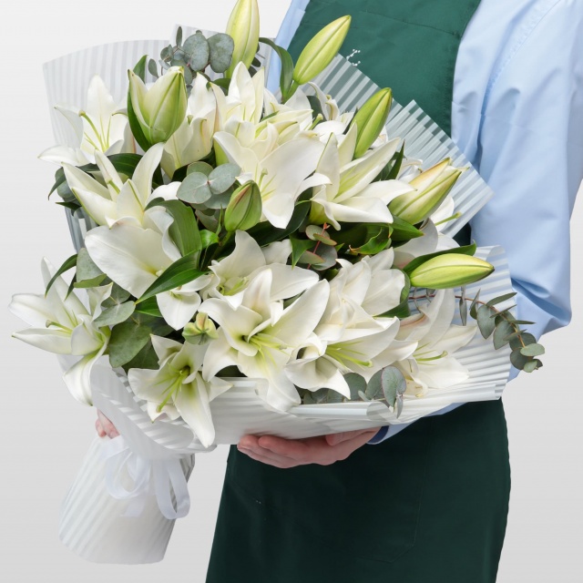 Букет белых Лилий «Белее белого» Букет белых Лилий «Белее белого»