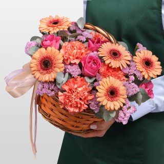 Композиция из Роз, Гермини и Диантуса «Апельсин» Композиция из Роз, Гермини и Диантуса «Апельсин»