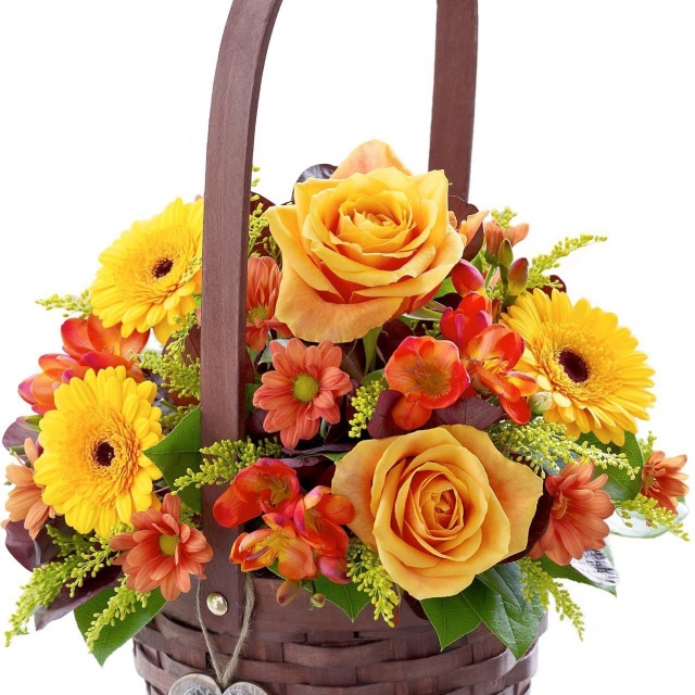 Композиция из Лилий, Гермини и Роз в корзине «Солнечный подарок» Композиция из Лилий, Гермини и Роз в корзине «Солнечный подарок»