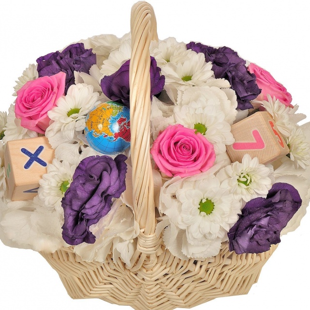 Композиция из Роз, Лизиантуса и Хризантемы в корзине «Орлята учатся летать» Композиция из Роз, Лизиантуса и Хризантемы в корзине «Орлята учатся летать»