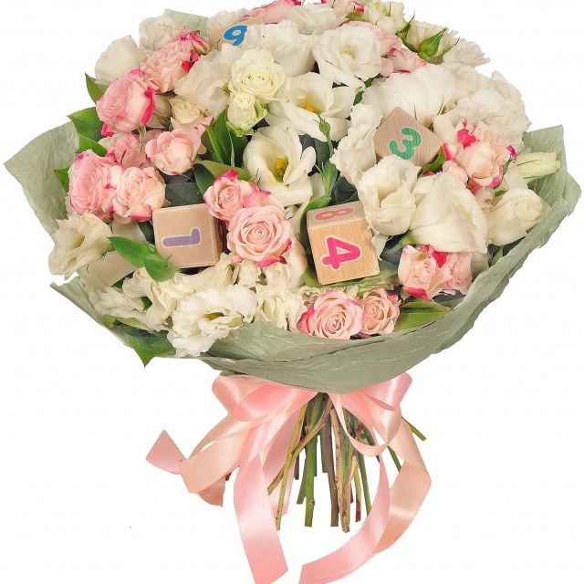 Букет из кустовых Роз и Лизиантуса «Первоклашка» Букет из кустовых Роз и Лизиантуса «Первоклашка»