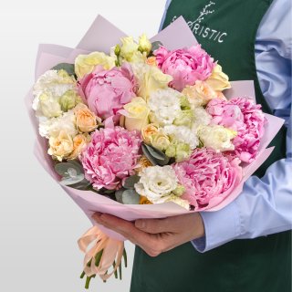 Букет из Пионов и Роз «Пленительный аромат» Букет из Пионов и Роз «Пленительный аромат»