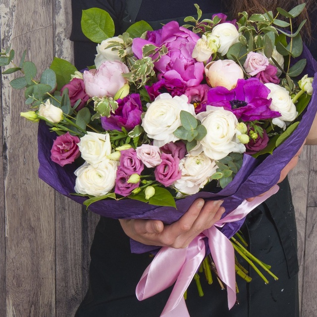 Букет из Ранункулюсов, Анемонов и Эустомы «Воздушная акварель» Букет из Ранункулюсов, Анемонов и Эустомы «Воздушная акварель»