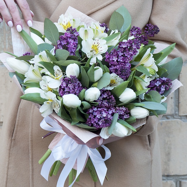 Букет из Сирени и Тюльпанов «Моя прелесть» Букет из Сирени и Тюльпанов «Моя прелесть»