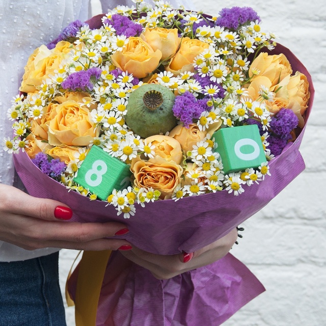 Букет из Ромашек и Роз «Арифметика» Букет из Ромашек и Роз «Арифметика»