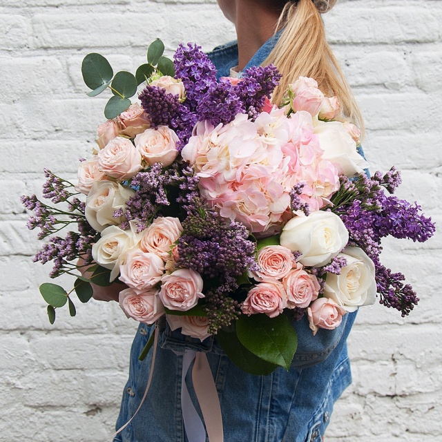 Букет из Сирени и Гортензий «Винтаж» Букет из Сирени и Гортензий «Винтаж»