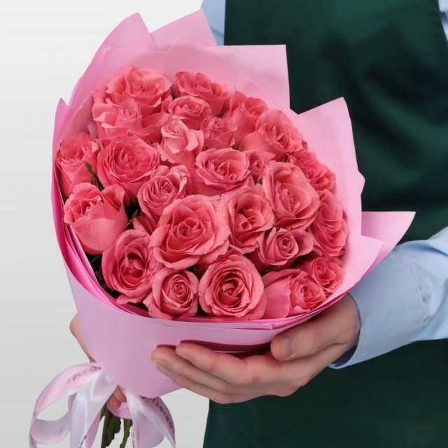 Букет из розовых Роз Кения 25 шт 40 см «Баблгам» Букет из розовых Роз Кения 25 шт 40 см «Баблгам»
