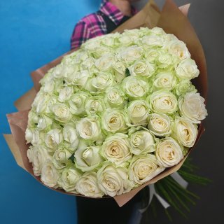 101 белая роза 80 см