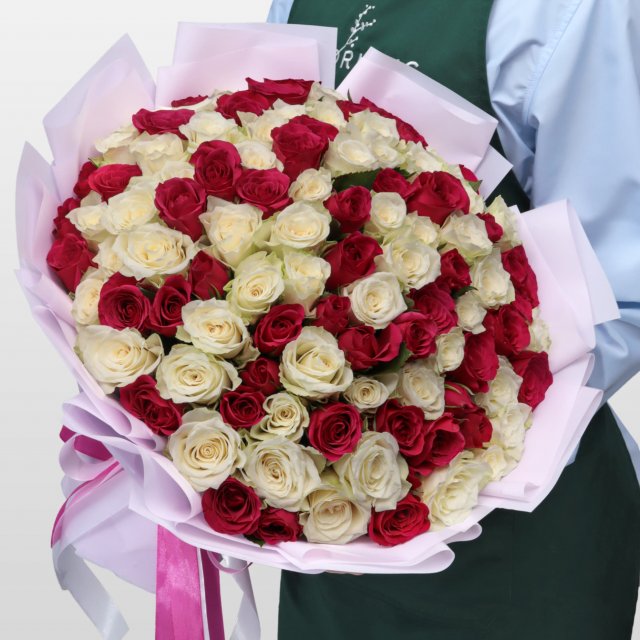 Роза Кения розово-белый микс 101шт 40 см Роза Кения розово-белый микс 101шт 40 см