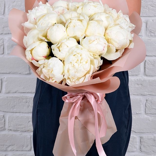 Букет из белых Пионов «Белый ангел» 21шт. Букет из белых Пионов «Белый ангел» 21шт.