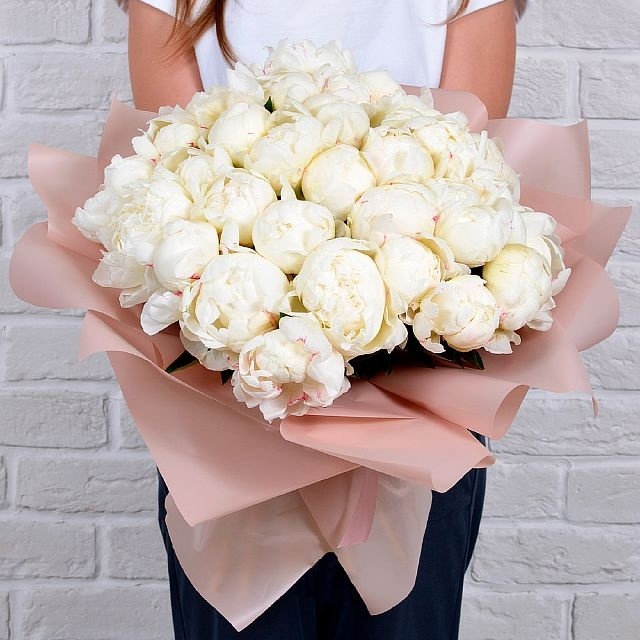 Букет из белых Пионов «Белый ангел» 25шт. Букет из белых Пионов «Белый ангел» 25шт.