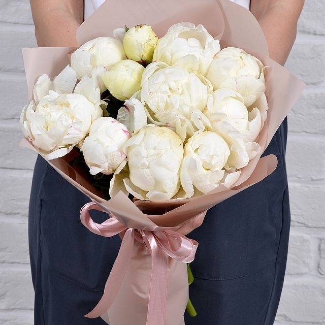 Букет из белых Пионов «Белый ангел» 11шт. Букет из белых Пионов «Белый ангел» 11шт.