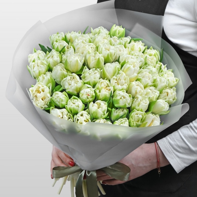 Букет из Пионовидных Тюльпанов 51 шт «Обворожительная Принцесса» Букет из Пионовидных Тюльпанов 51 шт «Обворожительная Принцесса»