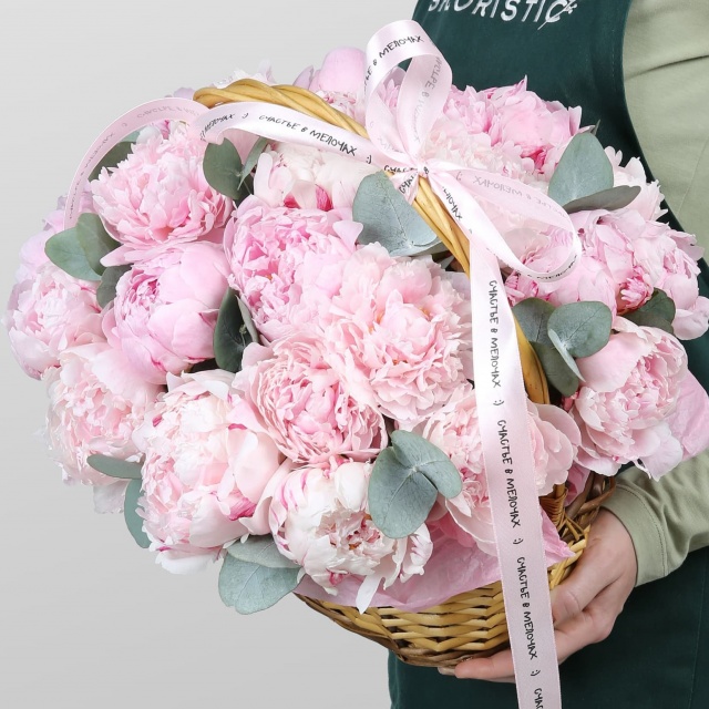 Композиция из Пионов в корзине «Розовый бархат» Композиция из Пионов в корзине «Розовый бархат»