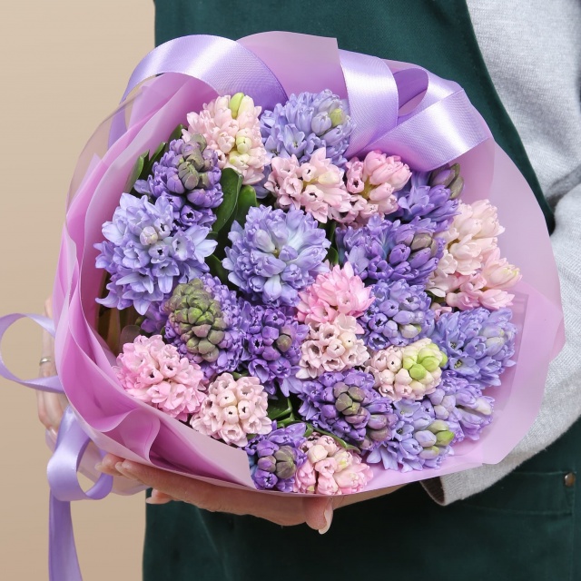 Букет Гиацинтов «Мгновение радости» Букет Гиацинтов «Мгновение радости»