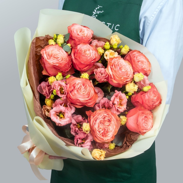 Букет из Роз Кахала и Лизиантуса «Персиковое небо» Букет из Роз Кахала и Лизиантуса «Персиковое небо»