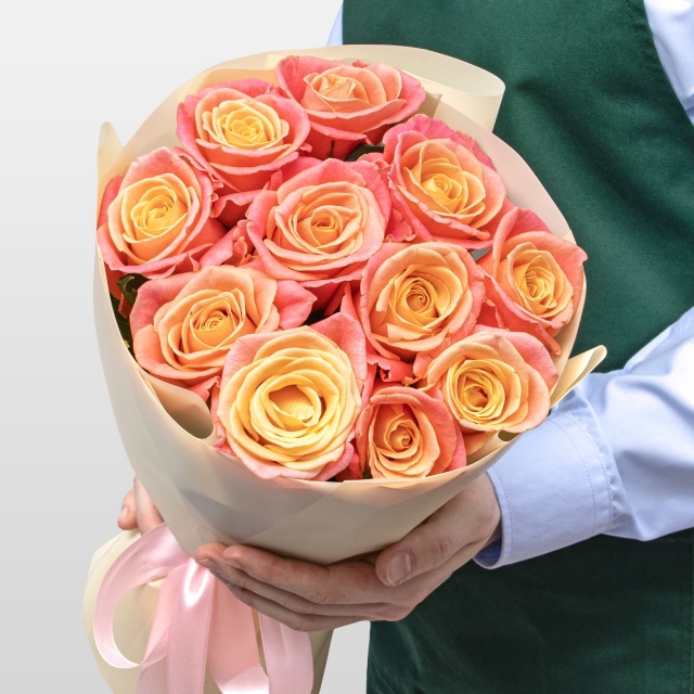 Букет из Роз Мисс Пигги 11 шт «Искреннее Тепло» Букет из Роз Мисс Пигги 11 шт «Искреннее Тепло»