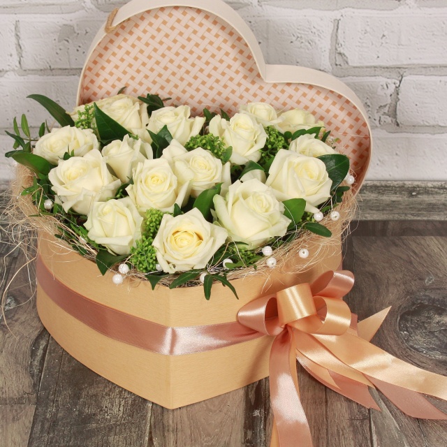 Сердце из Роз в коробке «Прикосновение любви» Сердце из Роз в коробке «Прикосновение любви»