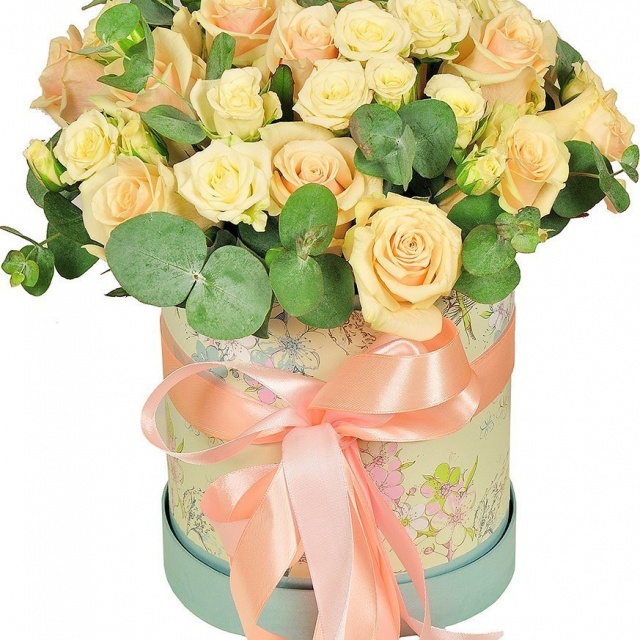 Композиция из Роз в шляпной коробке «Аромат летнего дня» Композиция из Роз в шляпной коробке «Аромат летнего дня»