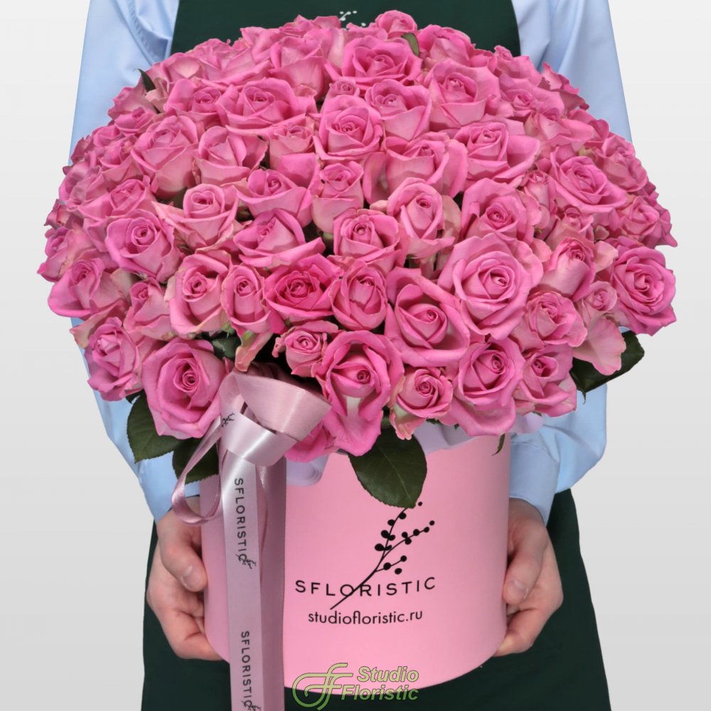 Композиция из Розовых Роз Кения 101 шт в шляпной коробке «Розовый вельвет» Композиция из Розовых Роз Кения 101 шт в шляпной коробке «Розовый вельвет»
