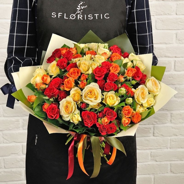 Букет из кустовых Роз «Заветная мечта» Букет из кустовых Роз «Заветная мечта»