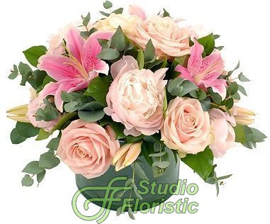 Букет цветов Шикарная композиция (Розовые лилии) с доставкой |  СтудиоФлористик