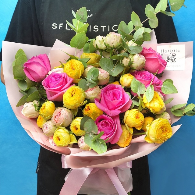 Букет из Российской Розы и Пионовидных Роз «Заботливой» Букет из Российской Розы и Пионовидных Роз «Заботливой»