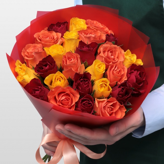 Букет из желто-красных Роз Кения 40 см 25 шт «Пламя любви» Букет из желто-красных Роз Кения 40 см 25 шт «Пламя любви»