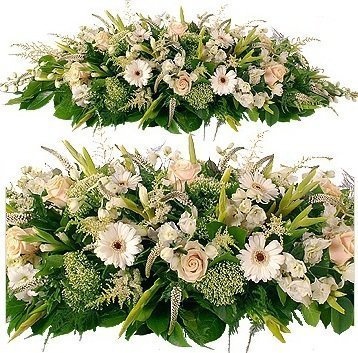 Настольная композиция из Роз, Эустомы и Гербер «Летний урожай» Настольная композиция из Роз, Эустомы и Гербер «Летний урожай»