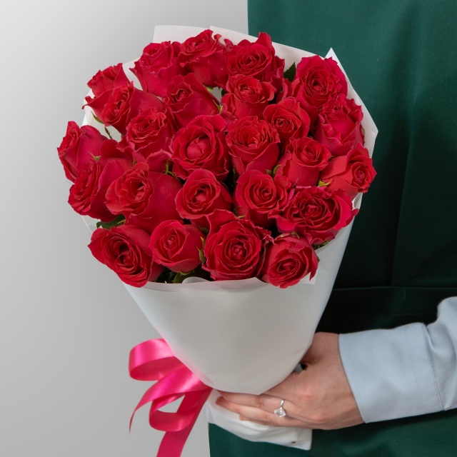 Букет из малиновых Роз 25 шт 40 см «Милена» Букет из малиновых Роз 25 шт 40 см «Милена»