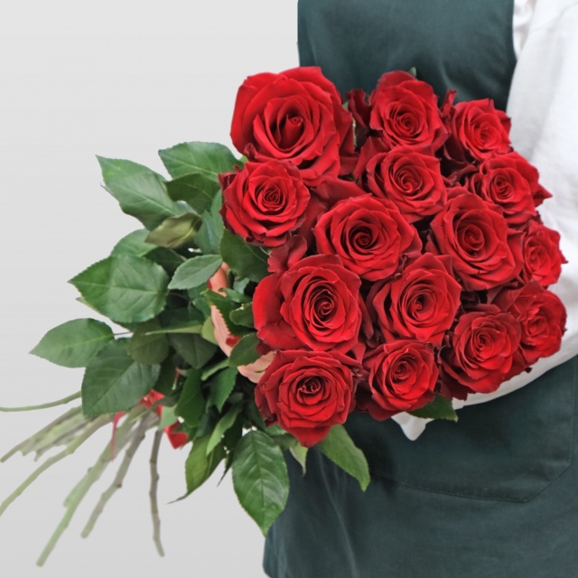 Букет из красных Роз 15 шт 100 см «Идеальная любовь» Букет из красных Роз 15 шт 100 см «Идеальная любовь»