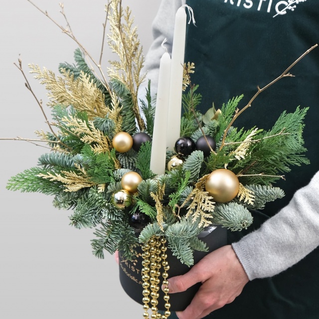 Композиция из Пихты «Золотая Ночь» Композиция из Пихты «Золотая Ночь»