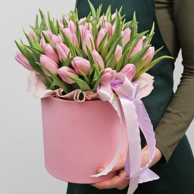 Композиция из Тюльпанов «Розовая весна» Композиция из Тюльпанов «Розовая весна»
