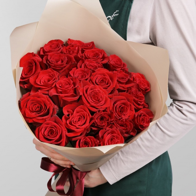 Букет из 25 Роз Эквадор «Прекрасное мгновение» Букет из 25 Роз Эквадор «Прекрасное мгновение»