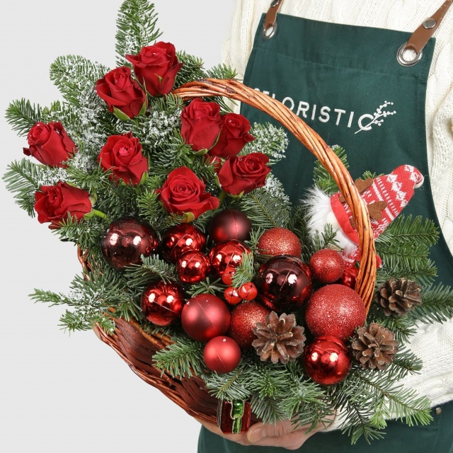 Новогодняя композиция из Нобилиса «Пламя праздника» Новогодняя композиция из Нобилиса «Пламя праздника»