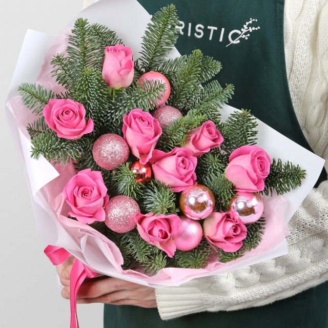 Новогодний букет из Нобилиса и Роз Кения «Розовые искры» Новогодний букет из Нобилиса и Роз Кения «Розовые искры»