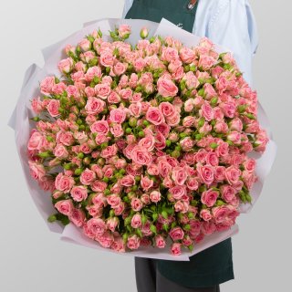 Букет из кустовых Роз «Королевский сад» Букет из кустовых Роз «Королевский сад»