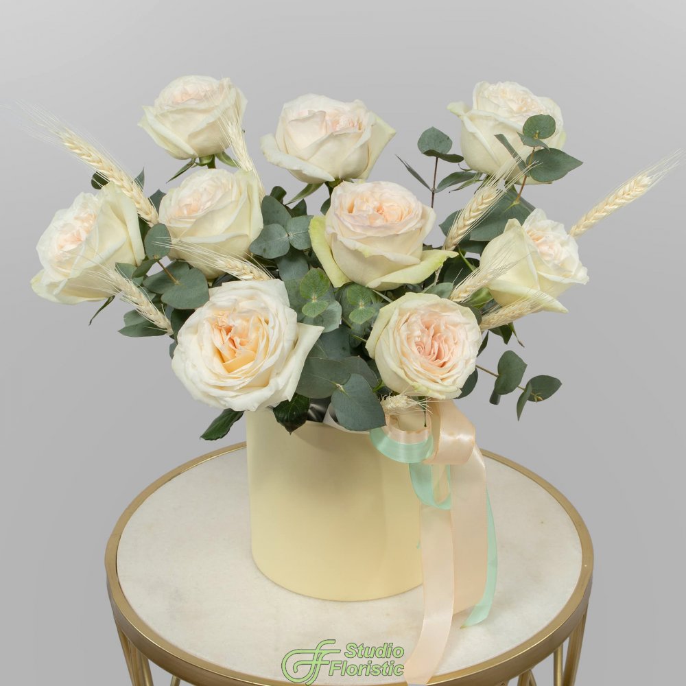 Композиция из Роз в шляпной коробке «Дыхание лета» Композиция из Роз в шляпной коробке «Дыхание лета»