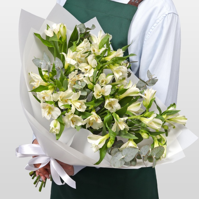 Букет из Альстромерий «Хрустальная Мелодия» Букет из Альстромерий «Хрустальная Мелодия»