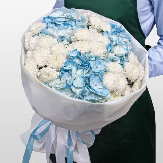 Букет из Гортензий и Хризантем Сантини «Северная нежность» Букет из Гортензий и Хризантем Сантини «Северная нежность»