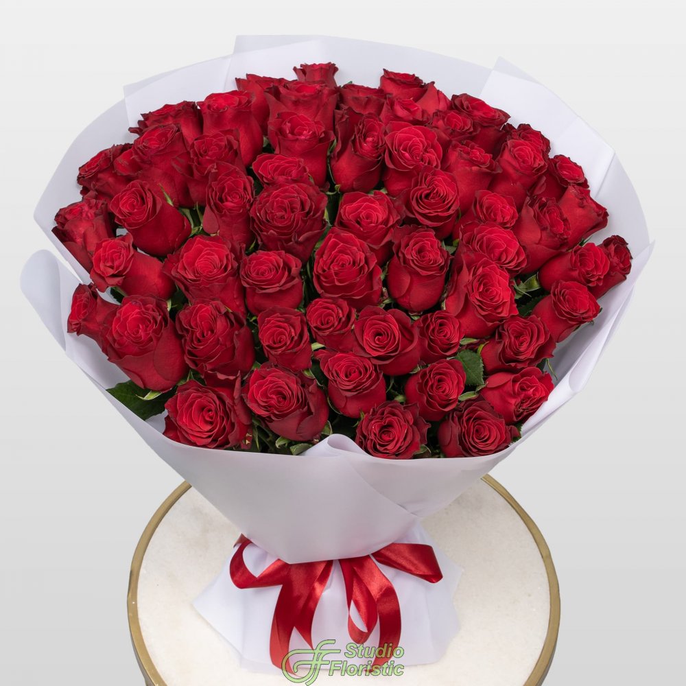 Букет Роз Кения 60 см 51 шт «Вечер в Бордо» Букет Роз Кения 60 см 51 шт «Вечер в Бордо»