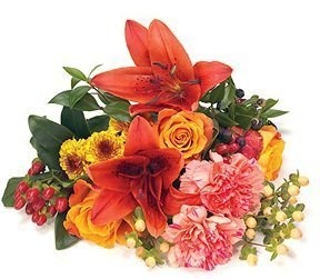 Букет из Гвоздик, Роз и Лилий «Апельсиновый букет» Букет из Гвоздик, Роз и Лилий «Апельсиновый букет»