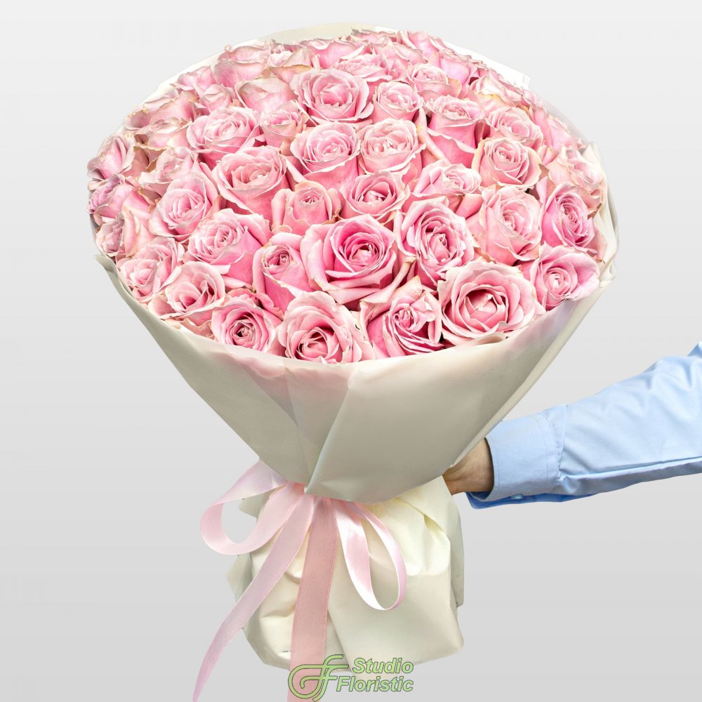 Букет из розовых Роз Россия 51 шт «Облако Нежности» Букет из розовых Роз Россия 51 шт «Облако Нежности»