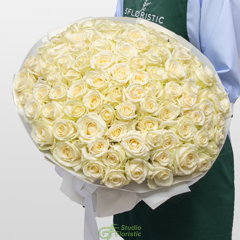 Букет из белых Роз Россия 101 шт «Абсолютная Роскошь» Букет из белых Роз Россия 101 шт «Абсолютная Роскошь»
