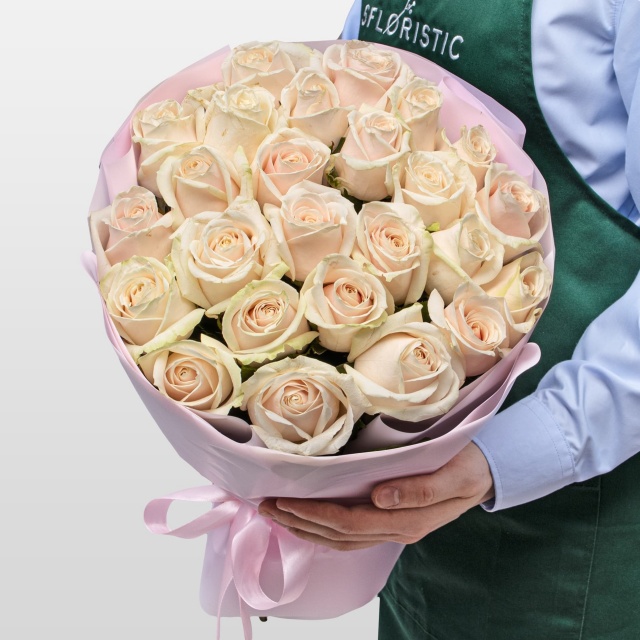 Букет из Роз Лилу 25 шт «Шелковая Роса» Букет из Роз Лилу 25 шт «Шелковая Роса»