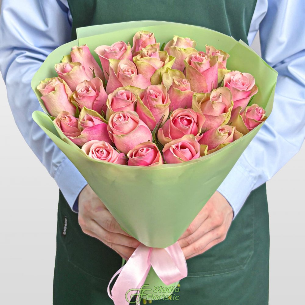 Букет из розовых Роз Кения 40 см 25 шт «Мелодия Сердца» Букет из розовых Роз Кения 40 см 25 шт «Мелодия Сердца»