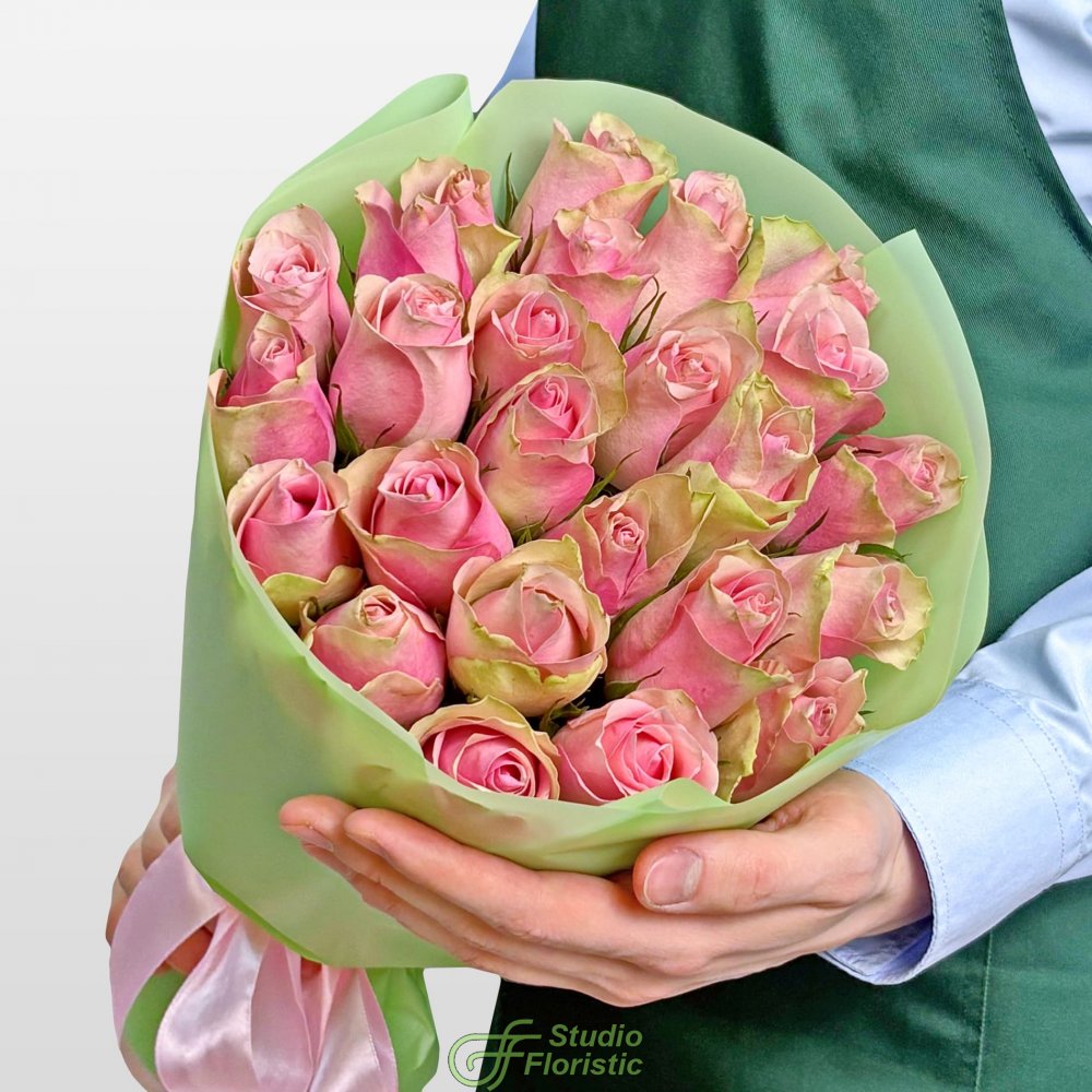 Букет из розовых Роз Кения 40 см 25 шт «Мелодия Сердца» Букет из розовых Роз Кения 40 см 25 шт «Мелодия Сердца»