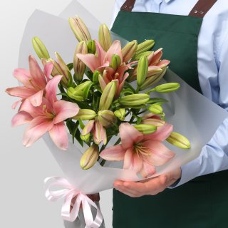 Букет из Розовой Азиатской Лилии 9 шт «Шелковый путь» Букет из Розовой Азиатской Лилии 9 шт «Шелковый путь»