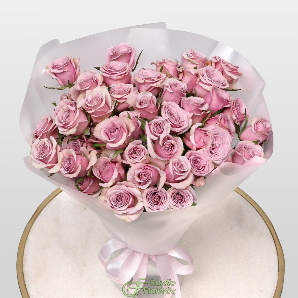 Букет из Сиреневой Кустовой Розы 40 см 15 шт «Парижское утро» Букет из Сиреневой Кустовой Розы 40 см 15 шт «Парижское утро»